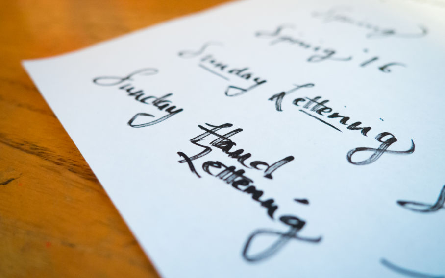 Como elegir y crear un nombre artístico de DJ.